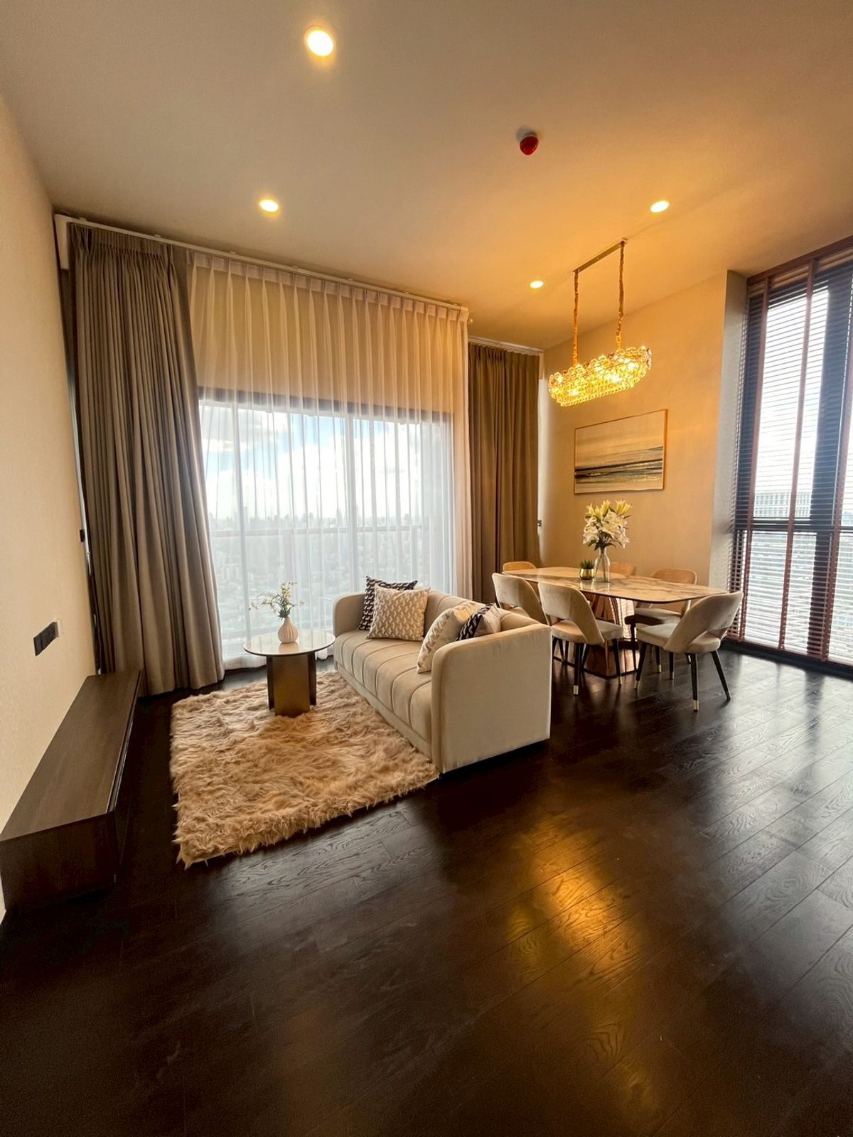 For RentCondoSukhumvit, Asoke, Thonglor : 🔥Ready to Move 🔥2 Bedrooms 📍Park Origin Thonglor