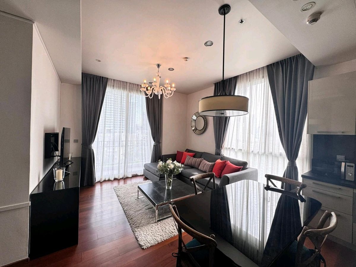ให้เช่าคอนโดสุขุมวิท อโศก ทองหล่อ : For Rent Quattro by Sansiri 