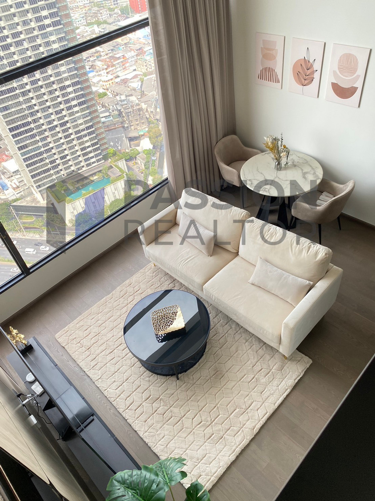 ให้เช่าคอนโดสยาม จุฬา สามย่าน : เช่า 🔥 PARK ORIGIN CHULA-SAMYAN 🏢 2 ห้องนอน ขนาด 65 ตร.ม. 💰 ราคา 65,000 บาท/เดือน* ใกล้ MRTสามย่านและหัวลำโพง