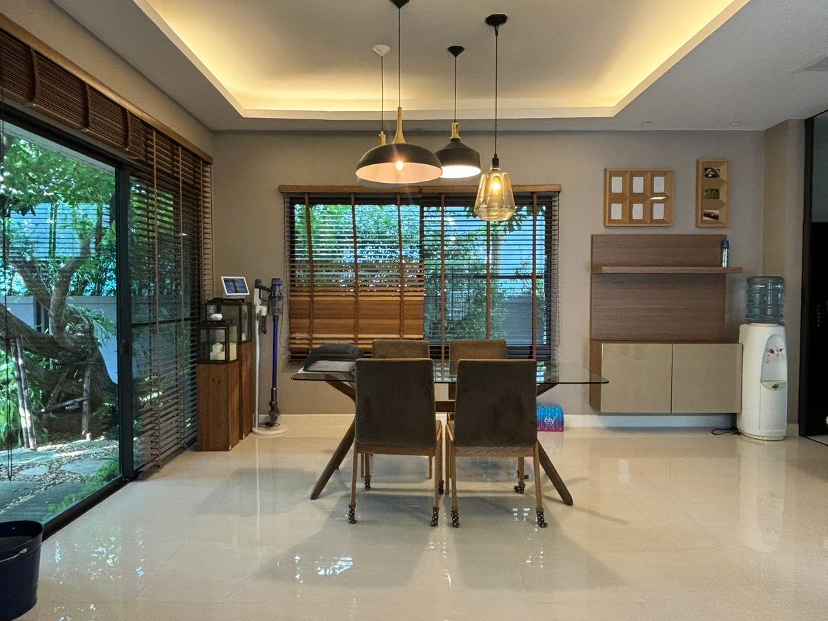 For SaleHouseBangna, Bearing, Lasalle : Mantana 1 Bangna KM.7 by Land & Houses, Corner house ready to move