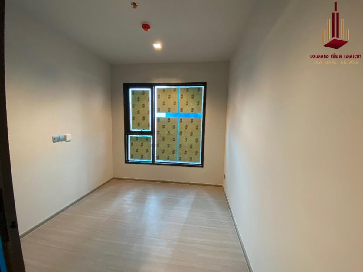 For SaleCondoRama9, Petchburi, RCA : ✨ For Sale: Life Asoke - Rama 9 Condo ✨ 💰 ONLY 3,400,000 THB