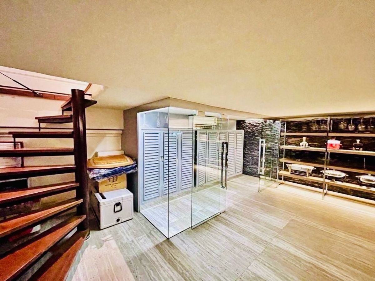 For SaleHouseChaengwatana, Muangthong : House for sale, Muang Thong Thani 354 meters. Project 5 Building by yourself 1,109 sqm. Chaeng Watthana