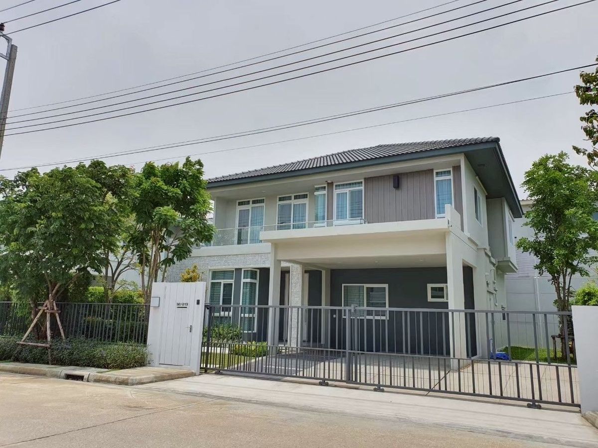 ให้เช่าบ้านลาดกระบัง สุวรรณภูมิ : บ้านหรู แต่งสวย Pet Friendly มัณฑนา บางนา วงแหวน 
