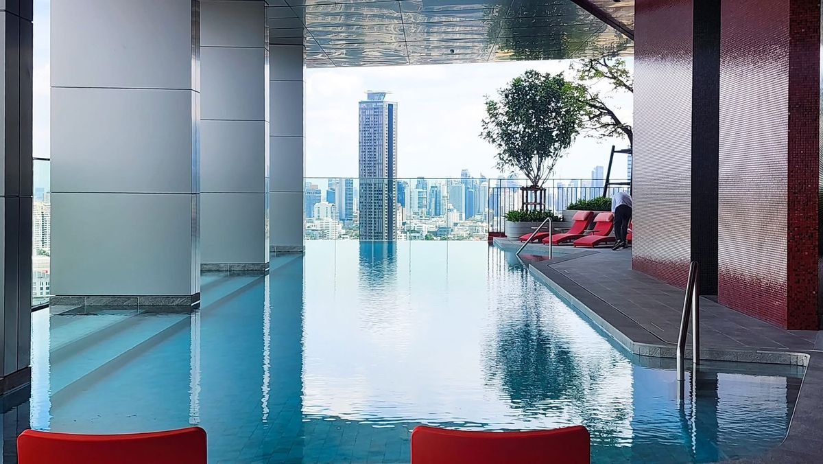 For SaleCondoRama9, Petchburi, RCA : 🔥 Best Price Guaranteed 🔥 The Base Urban Rama 9 | Near MRT 🚝 1 Bedroom | 26.75–35 SQM 💯 Guaranteed Best Deal 📱 092-808-8899