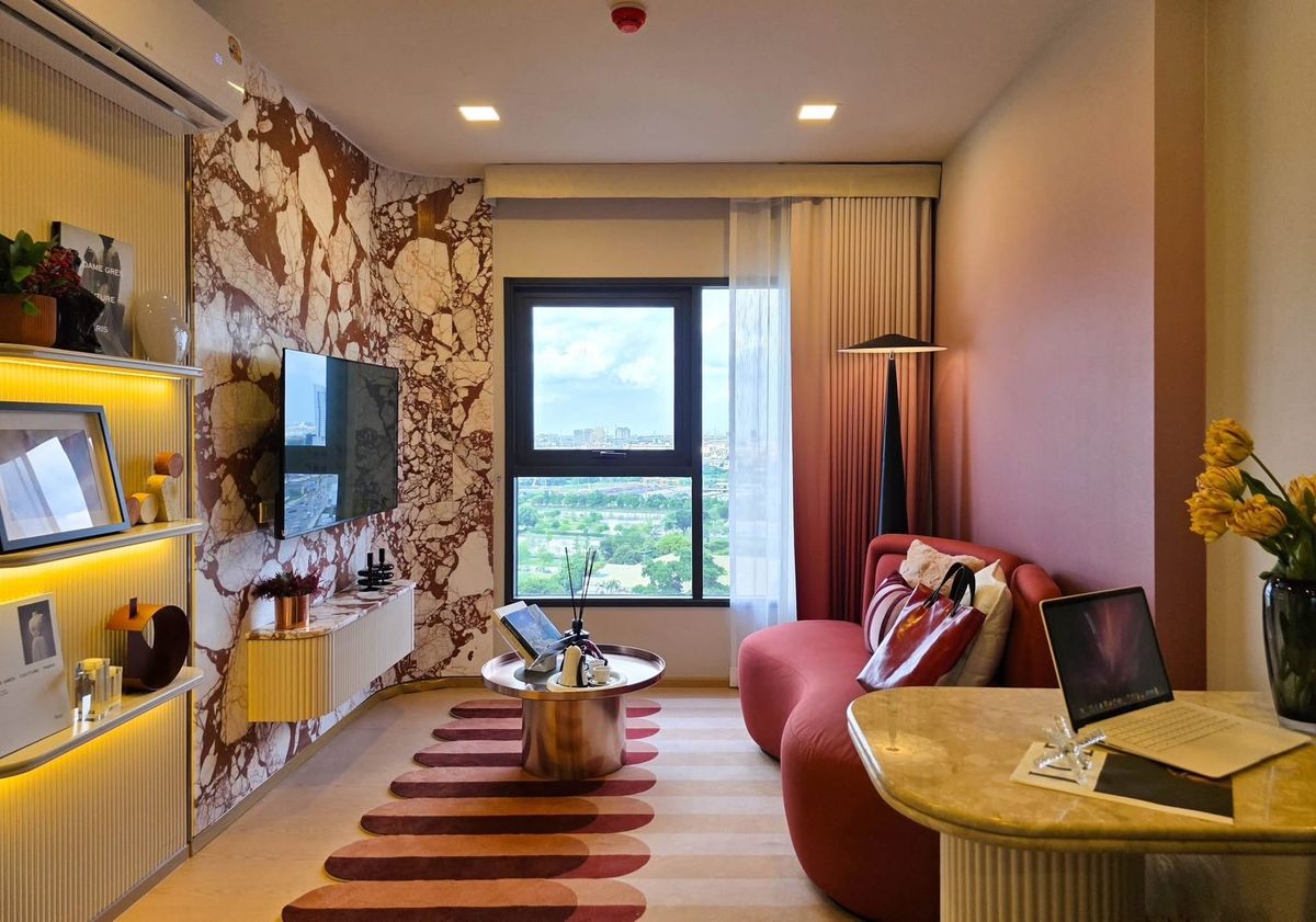 For SaleCondoRama9, Petchburi, RCA : 𝗧𝗵𝗲 𝗯𝗮𝘀𝗲 𝗿𝗮𝗺𝗮𝟵 𝗿𝗮𝗺𝗮𝟵 Easy to rent 𝗠𝗥𝗧 Ready to stay  𝟑.𝟓𝟗 million*Guaranteed the best price 📞 𝟬𝟵𝟮-𝟴𝟬𝟴-𝟴𝟴𝟵𝟵