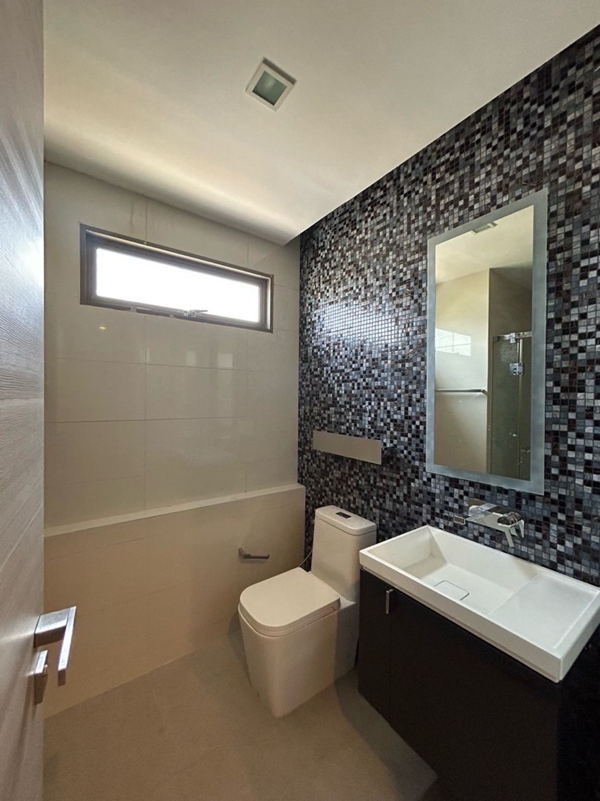 ให้เช่าคอนโดสาทร นราธิวาส : ให้เช่าด่วนคอนโดเดอะรูม สาทร เซ็นหลุยส์