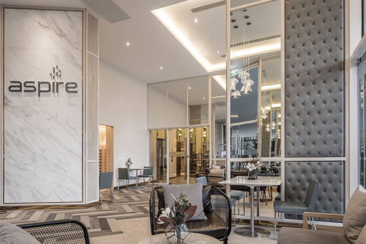For SaleCondoSamut Prakan,Samrong : (Owner Post) sells below the assessment and purchase contract of only 2.39 million Aspire Erawan Tower B next to BTS ERAWAN_ONE BED PLUS, size 35.49 sqm.
