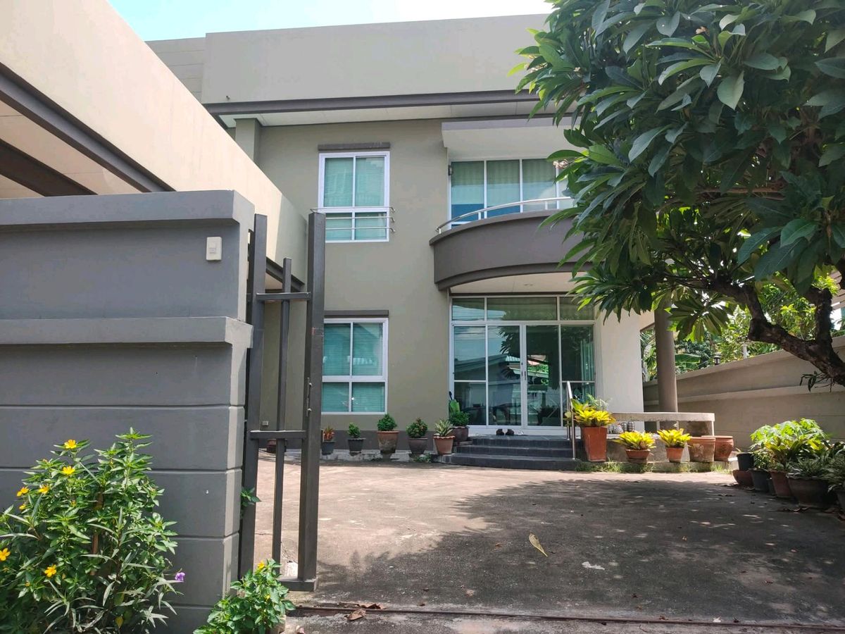 ขายบ้านปิ่นเกล้า จรัญสนิทวงศ์ : ขายถูก บ้านเดี่ยว จรัญ 12 ใกล้ MRT จรัญ 13  แบบเดินได้ ห่างแค่ 500 ม.