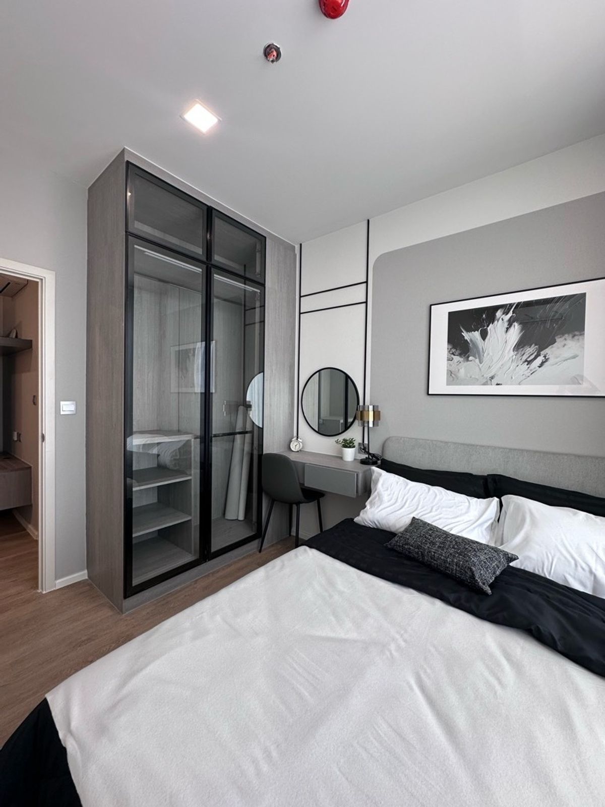 For SaleCondoRamkhamhaeng, Hua Mak : ✨ ห้องสวย 26ตร.ม. ราคาเริ่มต้นเพียง 2.99 ลบ.
✅ มาพร้อม Fully Furnished พร้อมอยู่/ปล่อยเช่า 0950845688 ด้า sale