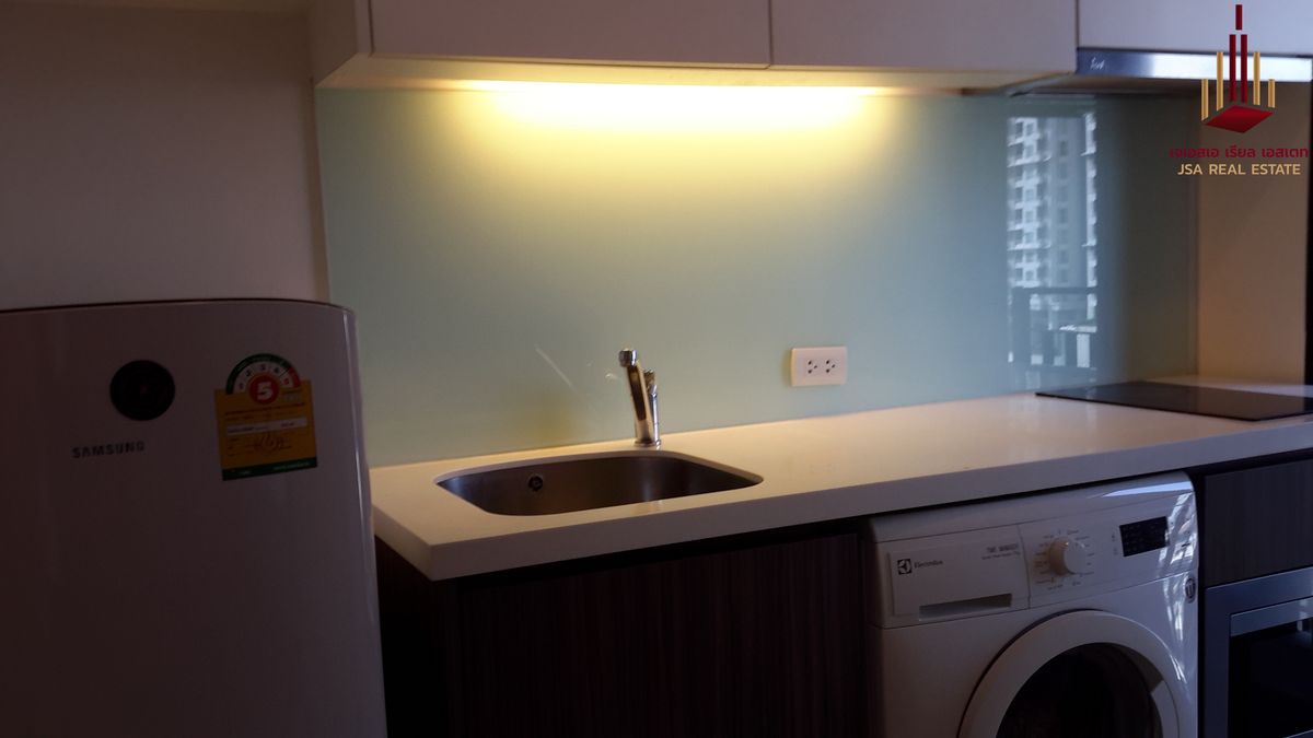 For SaleCondoWongwianyai, Charoennakor : ✨ For Sale: Urbano Absolute Sathorn - Taksin Condo ✨ 💰 ONLY 3,000,000 THB