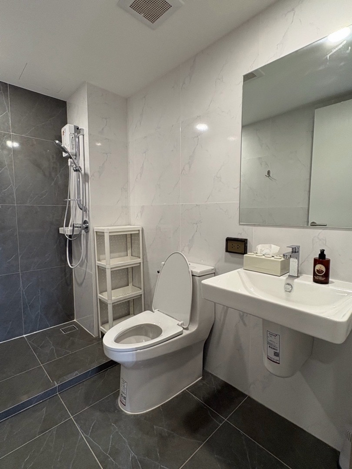 For RentCondoSamut Prakan,Samrong : 𝗙𝗢𝗥 𝗥𝗘𝗡𝗧💫𝗢𝗥𝗜𝗚𝗜𝗡 𝗣𝗟𝗨𝗚 & 𝗣𝗟𝗔𝗬 𝗦𝗥𝗜𝗡𝗔𝗞𝗔𝗥𝗜𝗡❌𝗡𝗼𝘁 𝗣𝗲𝘁