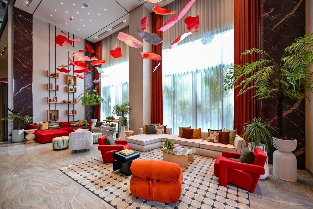 For SaleCondoRama9, Petchburi, RCA : 𝗧𝗵𝗲 𝗯𝗮𝘀𝗲 𝗿𝗮𝗺𝗮𝟵 𝗿𝗮𝗺𝗮𝟵 Easy to rent 𝗠𝗥𝗧 Ready to stay  𝟑.𝟓𝟗 million*Guaranteed the best price 📞 𝟬𝟵𝟮-𝟴𝟬𝟴-𝟴𝟴𝟵𝟵