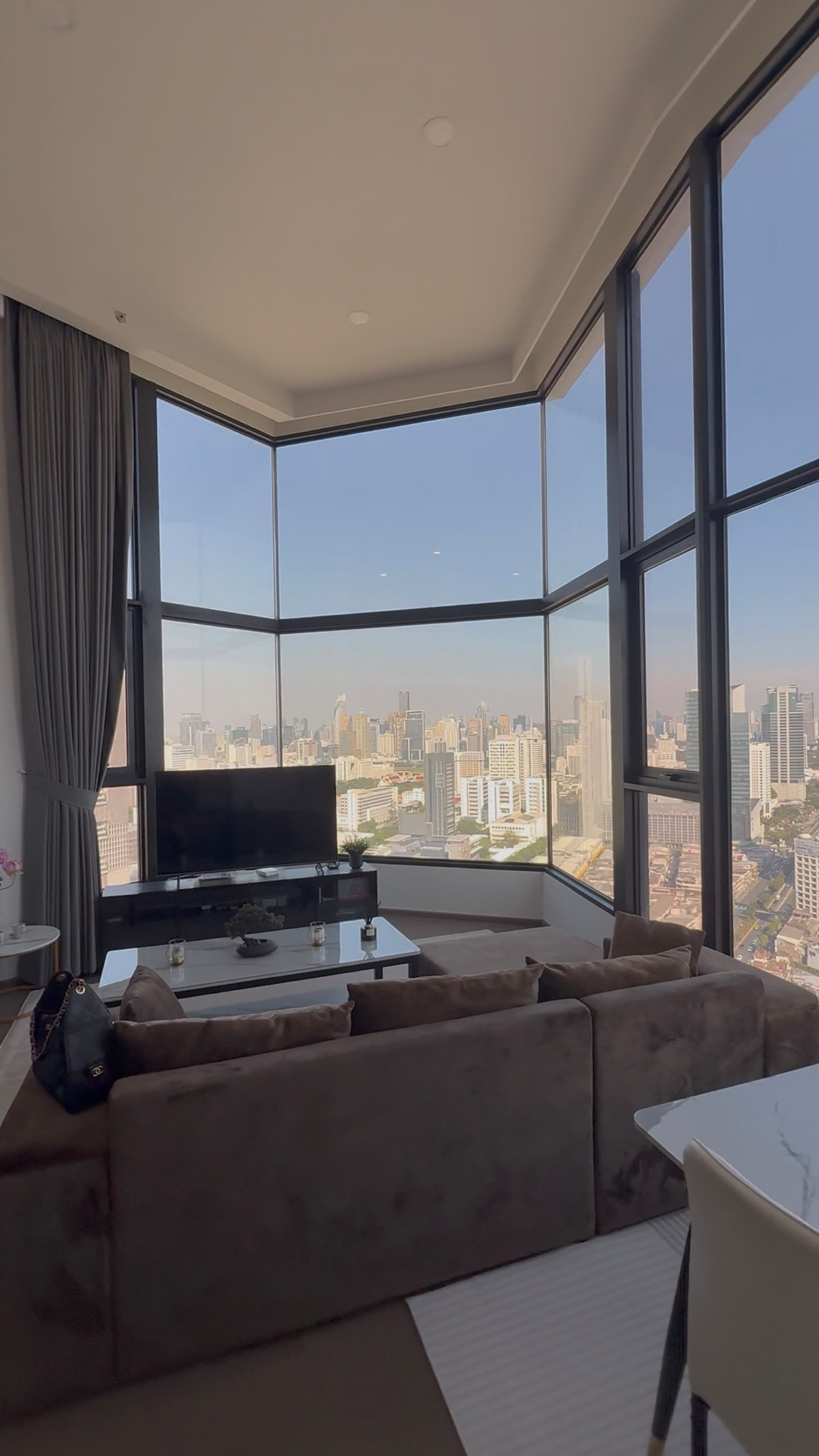 ให้เช่าคอนโดสยาม จุฬา สามย่าน : เช่า 🔥 PARK ORIGIN CHULA-SAMYAN 🏢 2 ห้องนอน ขนาด 84 ตร.ม. 💰 ราคา 68,000 บาท/เดือน* ใกล้ MRTสามย่านและหัวลำโพง