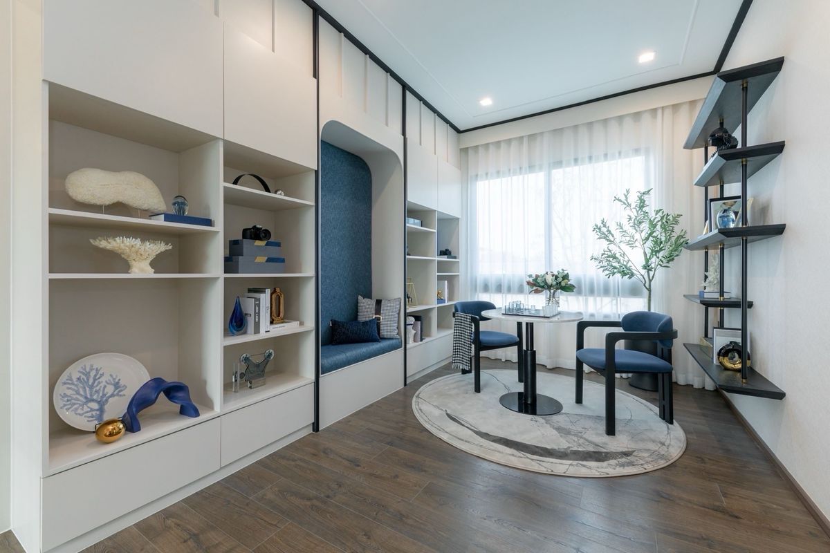 ขายบ้านพระราม 5 ราชพฤกษ์ บางกรวย : 📢👇บ้านเดี่ยวหรู สไตล์อังกฤษ ใกล้ตัวเมือง ในบรรยากาศเงียบสงบ แบบบ้าน LEICESTER HOME เหมาะสำหรับครอบครัวใหญ่ เดินทางสะดวก ใกล้ห้างสรรพสินค้า โรงเรียน โรงพยาบาล มากมาย*ภาพตกแต่งภายในเป็นภาพอ้างอิง*