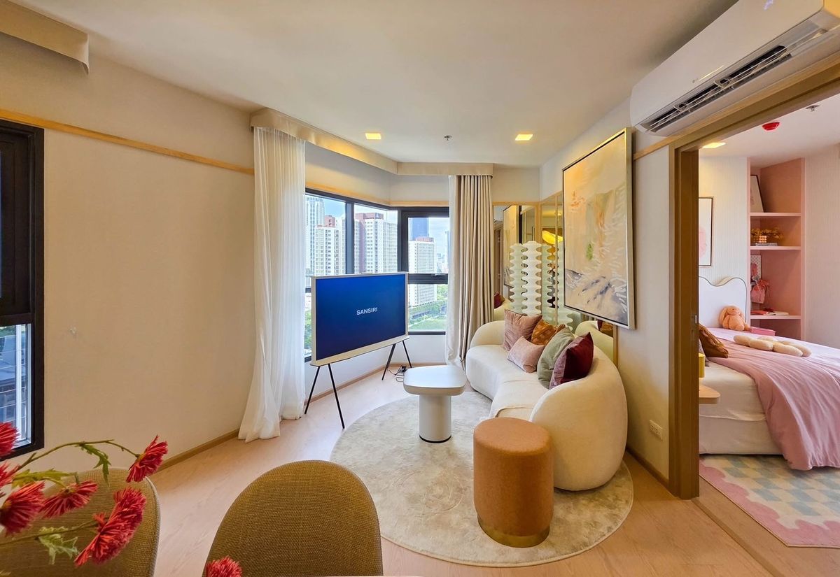 ขายคอนโดพระราม 9 เพชรบุรีตัดใหม่ RCA : ขายห้องสวยตำแหน่ง 𝗥𝗮𝗿𝗲 หายาก ล็อตราคารอบ𝐕𝐈𝐏🎉 𝗧𝗵𝗲 𝗯𝗮𝘀𝗲 𝘂𝗿𝗯𝗮𝗻 𝗿𝗮𝗺𝗮𝟵  𝟏นอนห้องวิวสวยจัด เริ่ม  𝟑.𝟒𝟗 ลบ.* การันตีส่วนลดจัดเต็ม พร้อมการดูแลระดับ𝗩𝗜𝗣📱 𝟬𝟵𝟮-𝟴𝟬𝟴𝟴𝟴𝟵𝟵