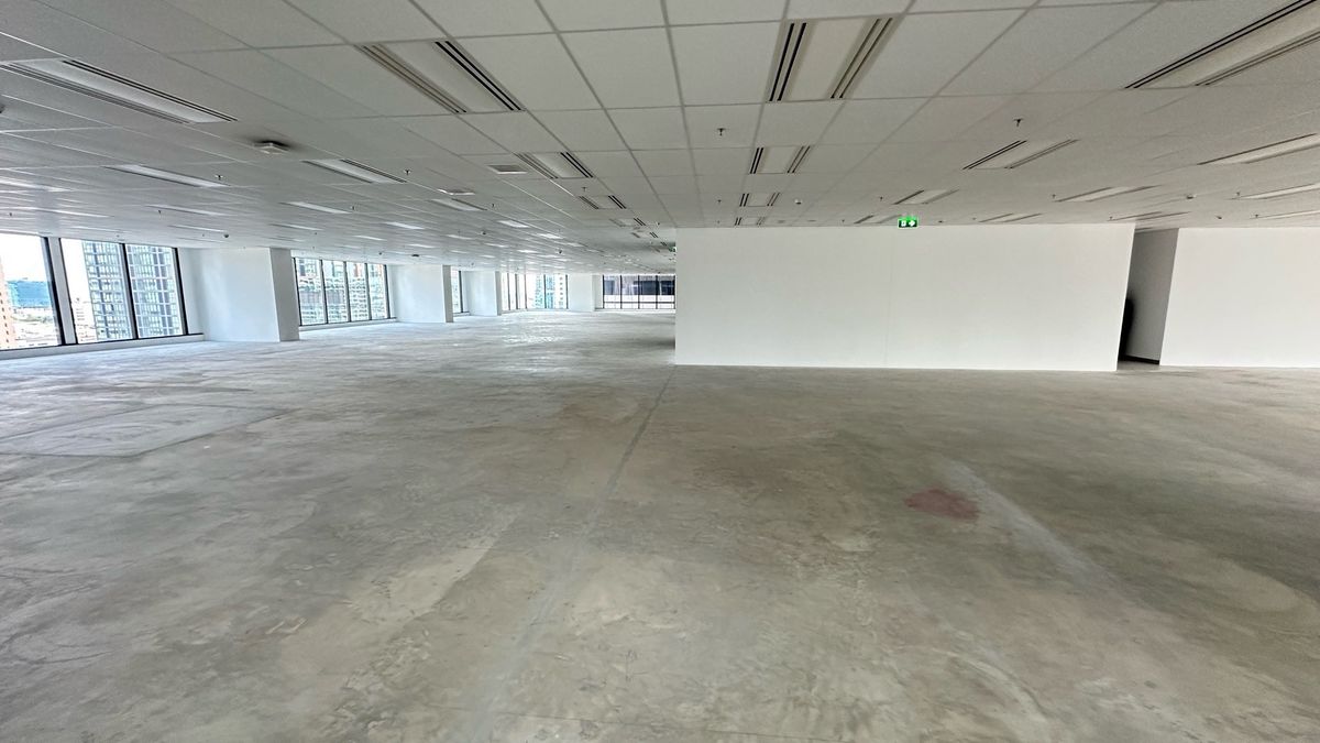 ให้เช่าสำนักงานสาทร นราธิวาส : ให้เช่าสำนักงาน 1270 ตร.ม. ย่านสาทร ใกล้ BTS และ MRT