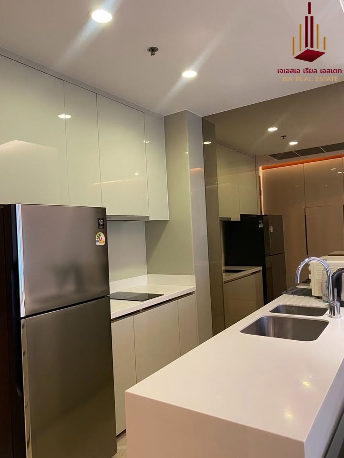 For SaleCondoRama9, Petchburi, RCA : ✨ For Sale: The Address Asoke Condo ✨ 💰 ONLY 8,990,000 THB