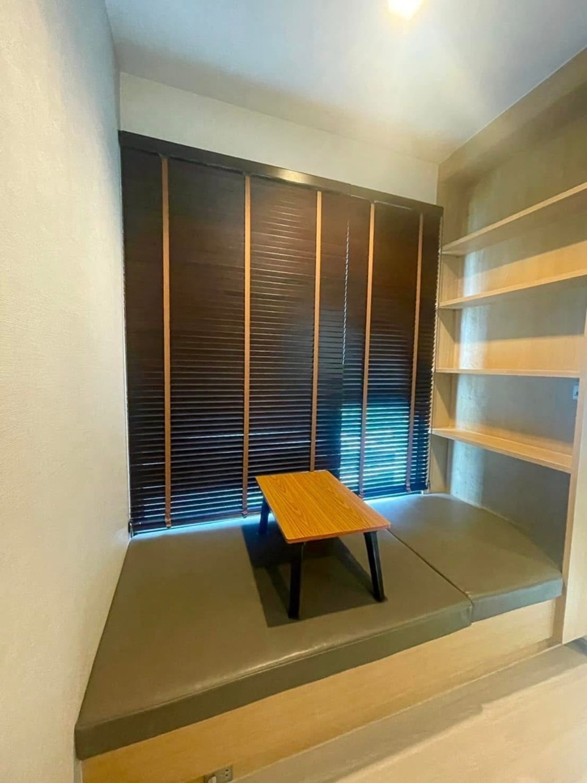 Life Asoke Rama9 for rent. 🍁26 sqm. Price 17000 baht only.  Loading...