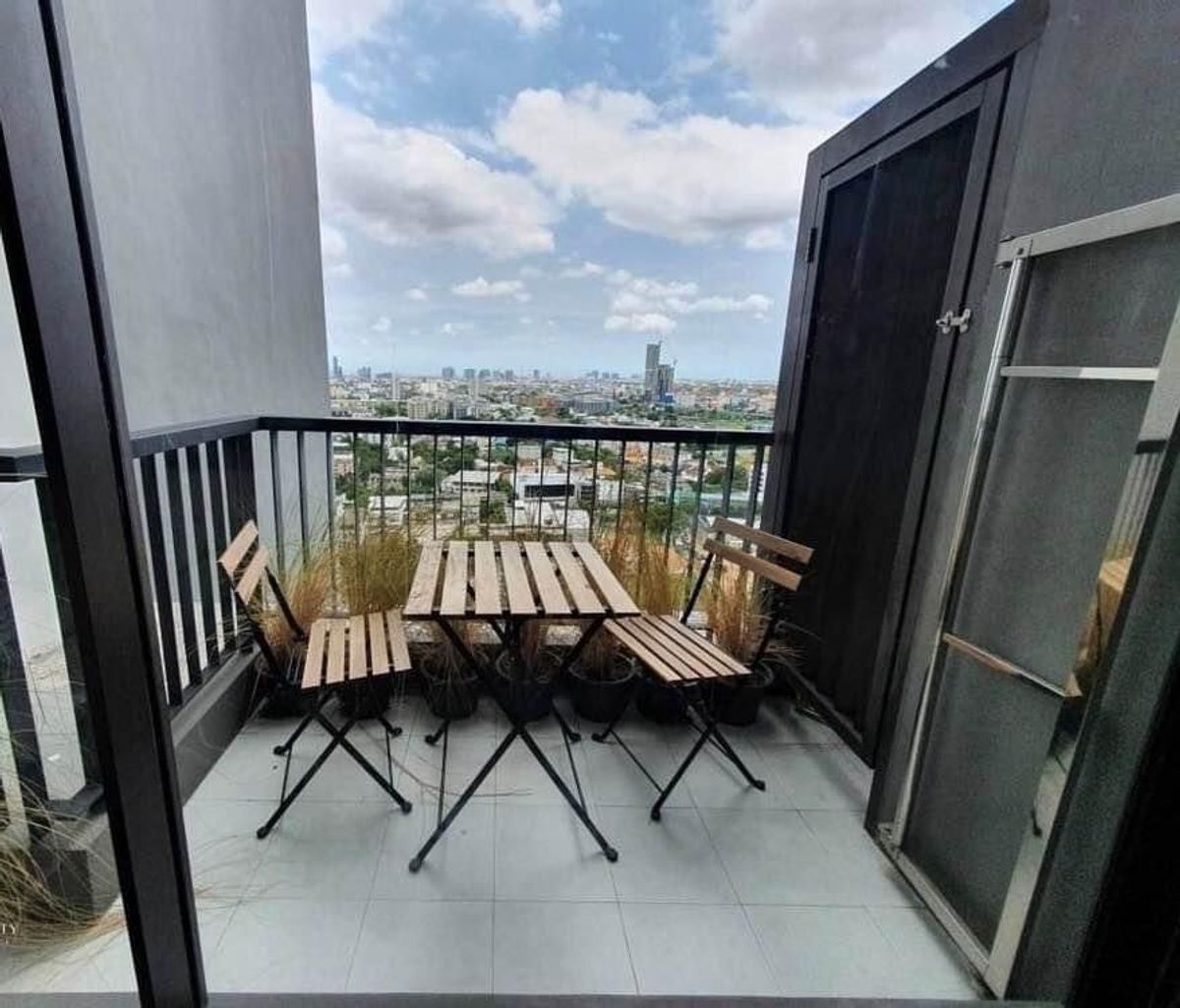 For RentCondoOnnut, Udomsuk : Rhythm Sukhumvit 44/1