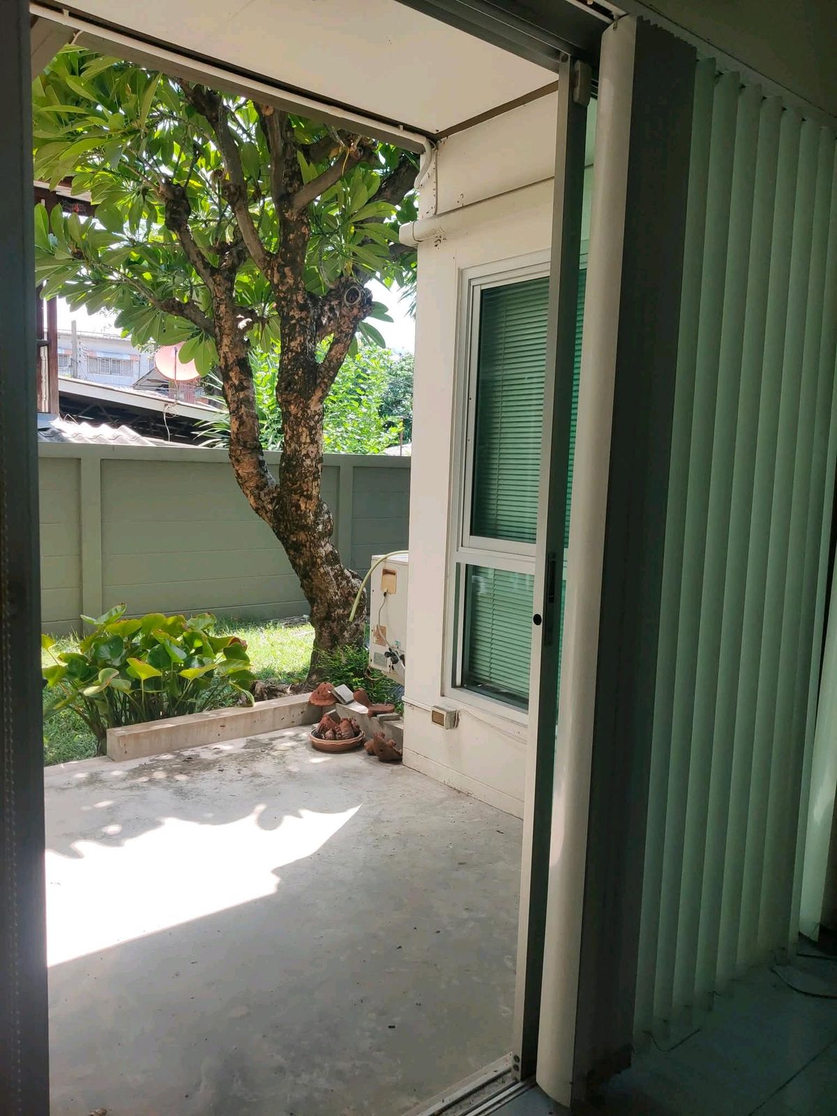 ขายบ้านปิ่นเกล้า จรัญสนิทวงศ์ : ขายถูก บ้านเดี่ยว จรัญ 12 ใกล้ MRT จรัญ 13  แบบเดินได้ ห่างแค่ 500 ม.