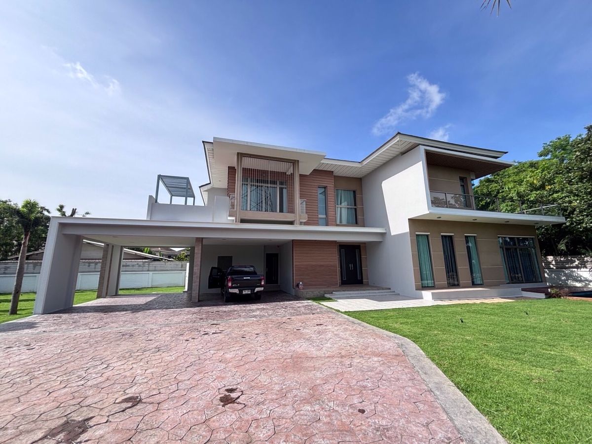 For SaleHouseMin Buri, Romklao : 2 storey detached house for sale 305 square meters