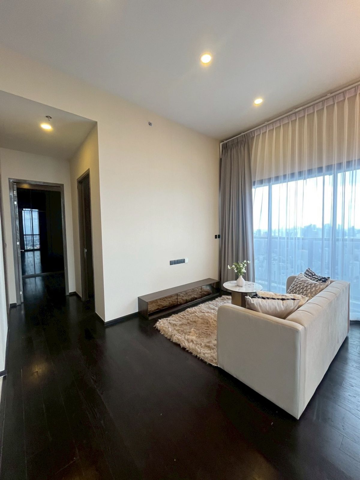 For RentCondoSukhumvit, Asoke, Thonglor : 🔥Ready to Move 🔥2 Bedrooms 📍Park Origin Thonglor