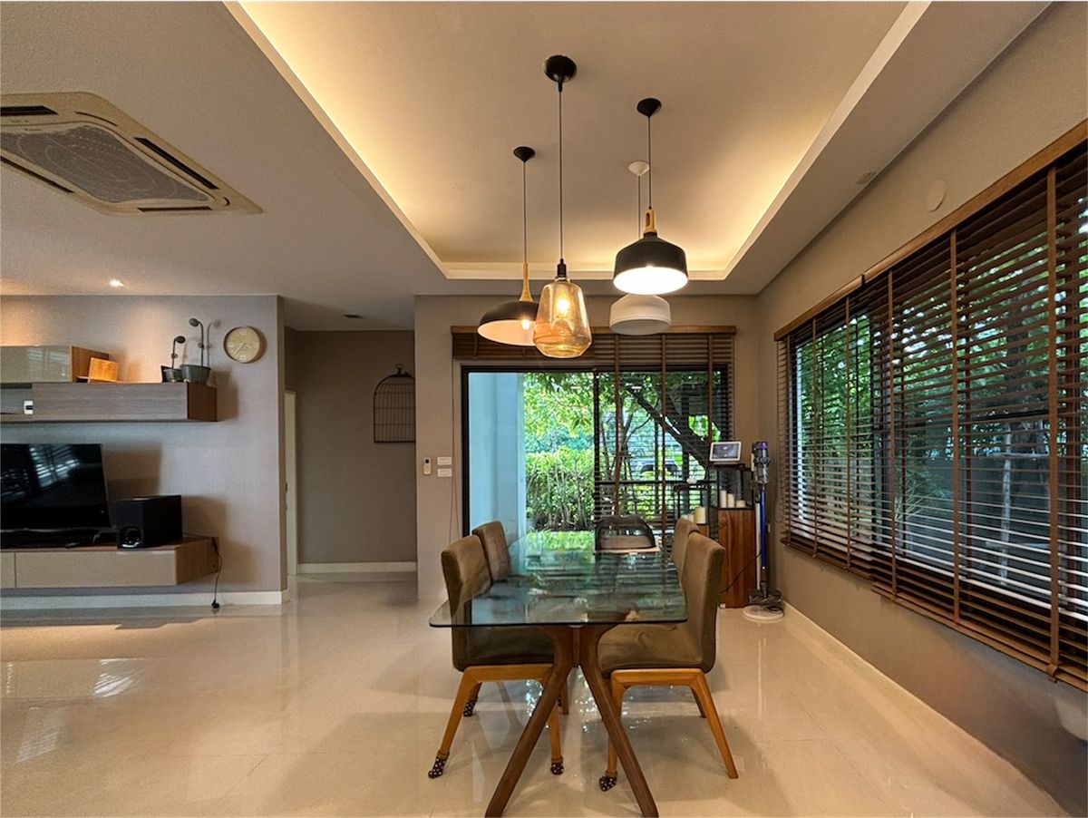 For SaleHouseBangna, Bearing, Lasalle : Mantana 1 Bangna KM.7 by Land & Houses, Corner house ready to move