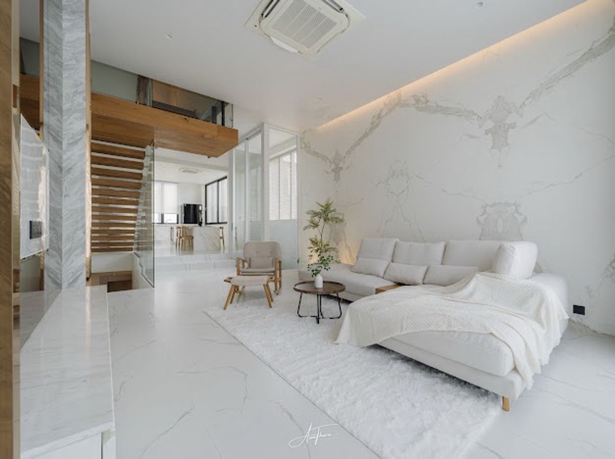 HouseSukhumvit, Asoke, Thonglor : Rental / Selling: New Luxury Single House In Ekkamai Soi 10 • 3 Bedroom 4 Bathroom 3 Parking 1 Made Room + Bathroom 1 Buddha Room 1 Laundry Room • Size: 580 S.QM • 5 FloorDly 🐶🐶