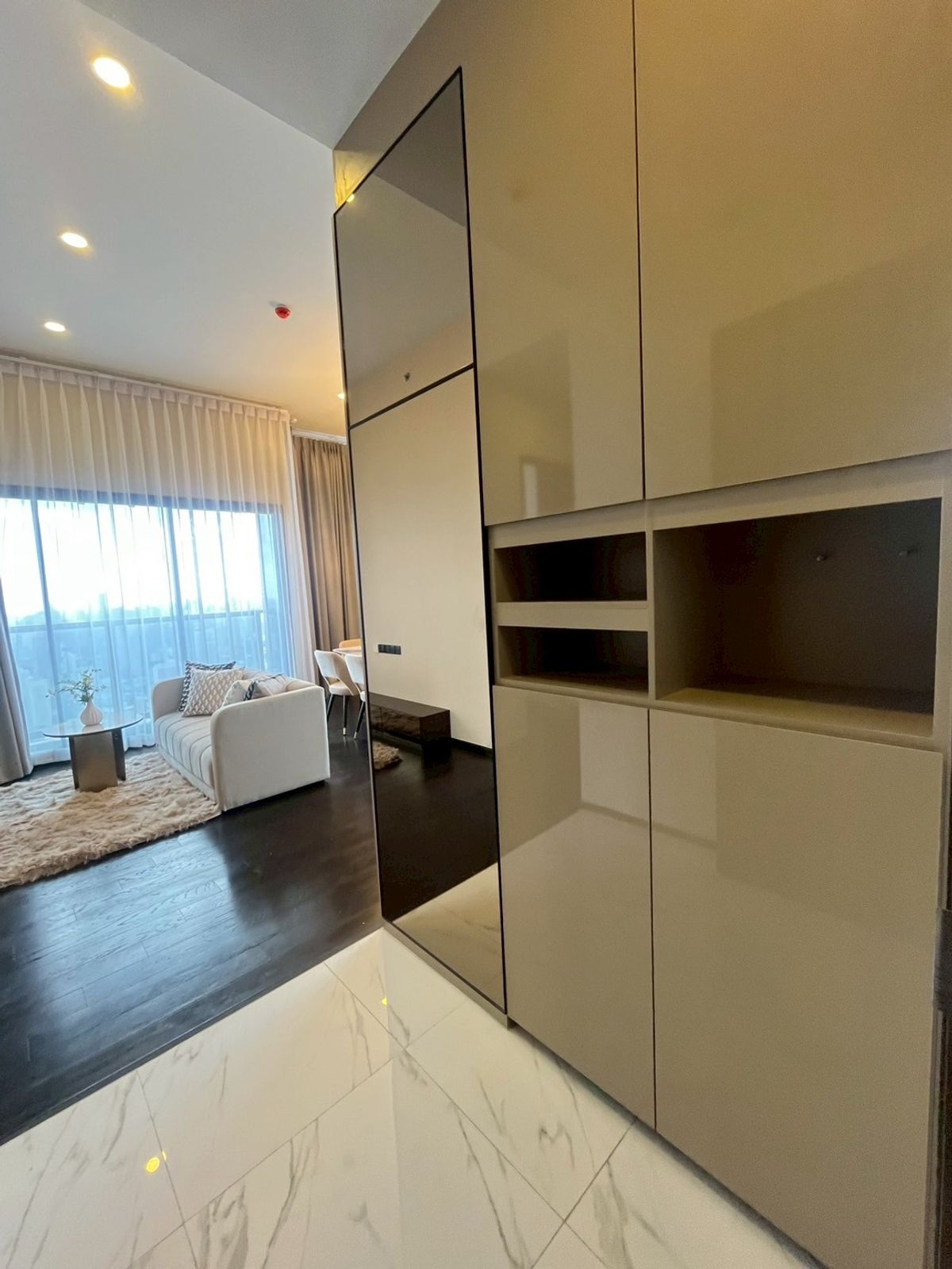 For RentCondoSukhumvit, Asoke, Thonglor : 🔥Ready to Move 🔥2 Bedrooms 📍Park Origin Thonglor