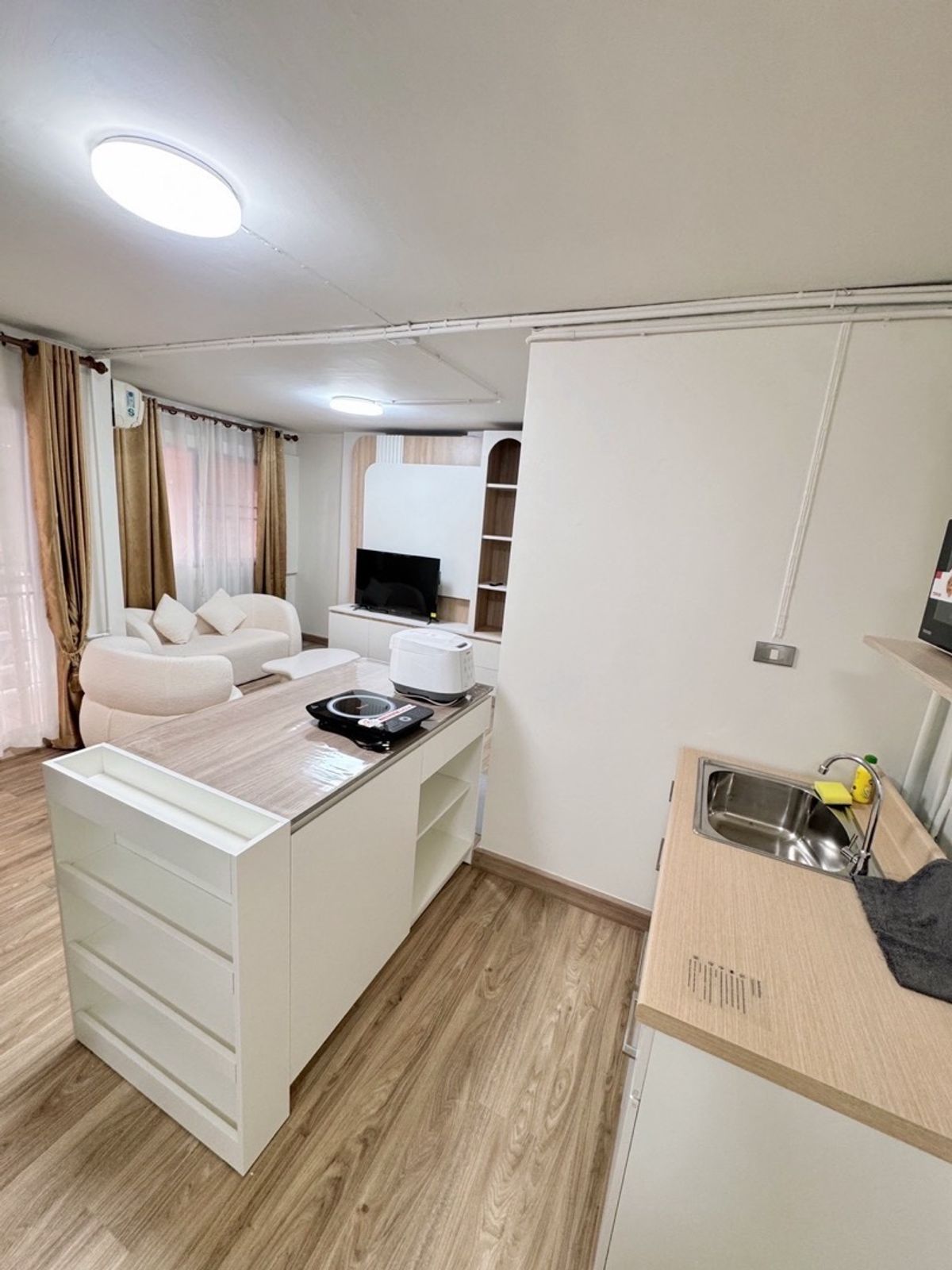 CondoSeri Thai, Ramkhamhaeng Nida : Rent / Sell