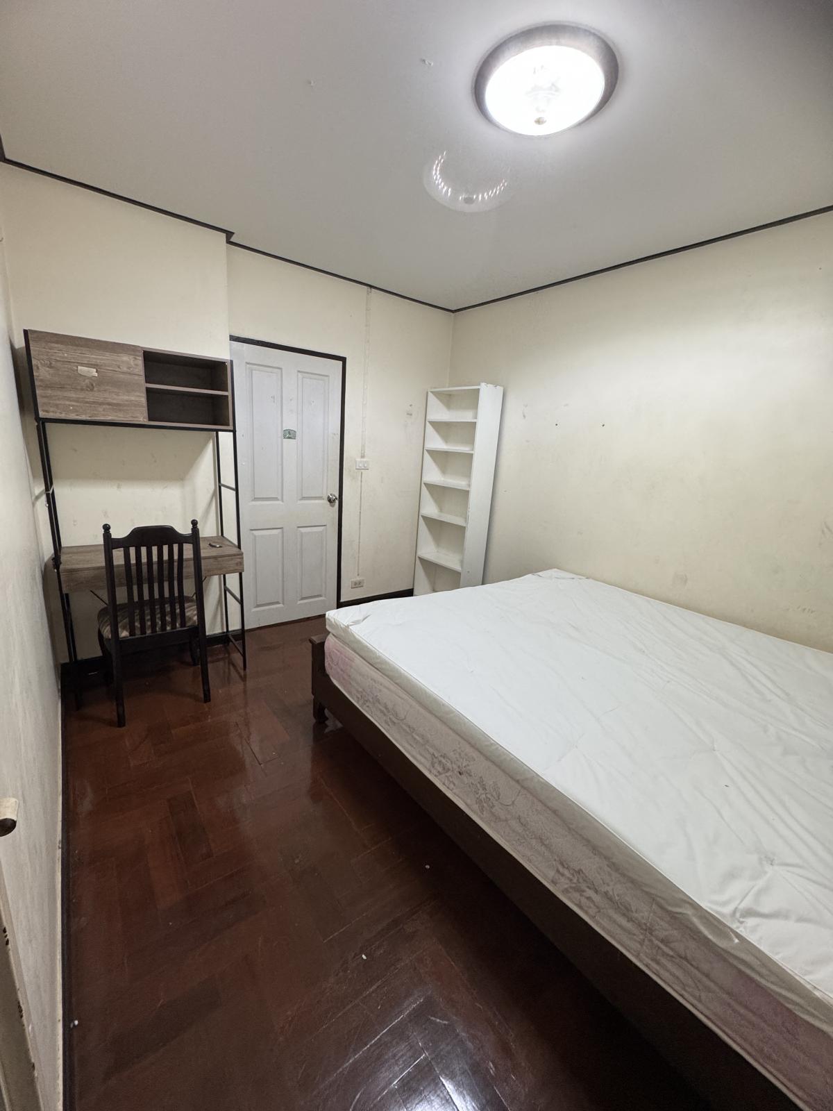 ให้เช่าบ้านมีนบุรี-ร่มเกล้า : 28/02/2026, บ้านพร้อมอยู่ 3 ห้องนอน ใกล้รถไฟฟ้า รามคำแหง 164 3-Bedroom Perfect Place Near Ramkhamhaeng MRT, Ready to Move In!