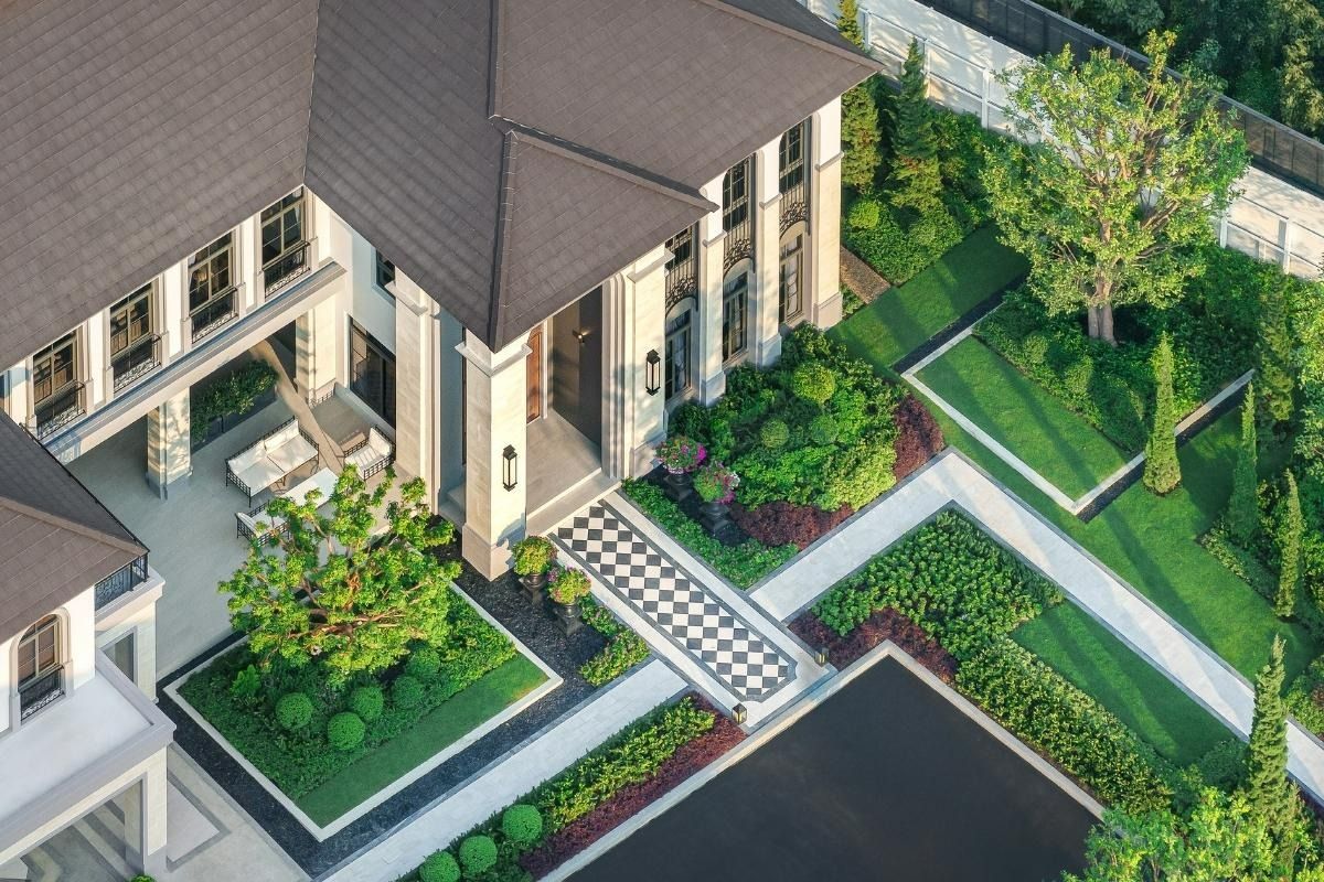 For SaleHousePattanakan, Srinakarin : The Palazzo Krungthep Kreetha, Live in arts with THE MAJESTY SPACE