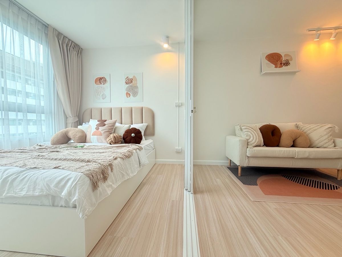 ขายคอนโดปทุมธานี รังสิต ธรรมศาสตร์ : ✅ขายถูก plum condo พหลโยธิน 89 ตึก B ชั้น 5 พื้นที่ 28.27 ตรม. แบบ 1 นอนกั้น เฟส 4 ราคา 1,390,000 บาท📍ใกล้ ม.กรุงเทพ ม.รังสิต💠แต่งสวยพร้อมอยู่🛎รีบจองเลย
