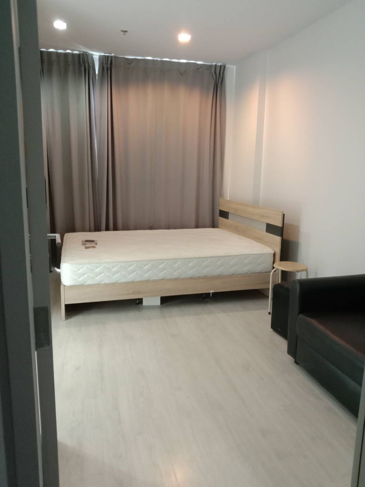 ให้เช่าคอนโดอ่อนนุช อุดมสุข : For Rent Ideo Mobi Sukhumvit  From BTS. On nut 50 M.