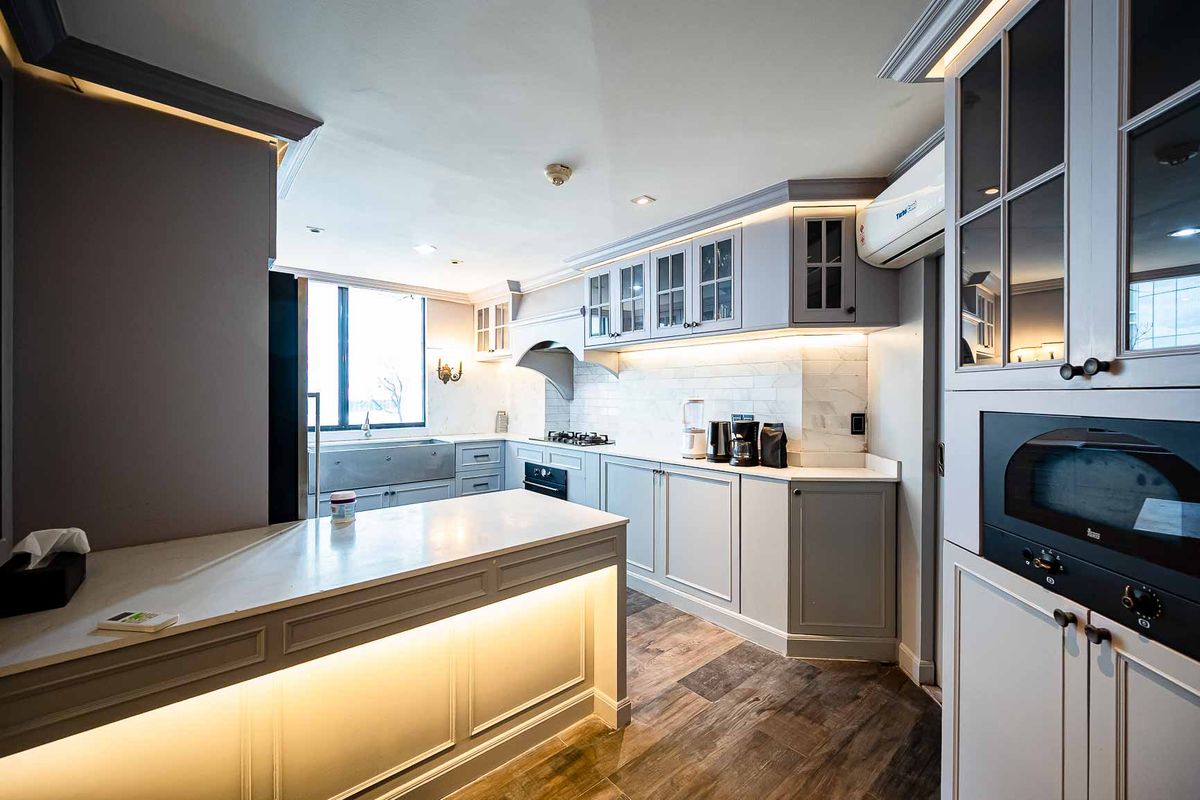 For SaleCondoSukhumvit, Asoke, Thonglor : SALE✨ Mahogany Tower-3 Bedrooms 308 sq. M. Decorated elegant ready 📞 Contact: 093-616-4456