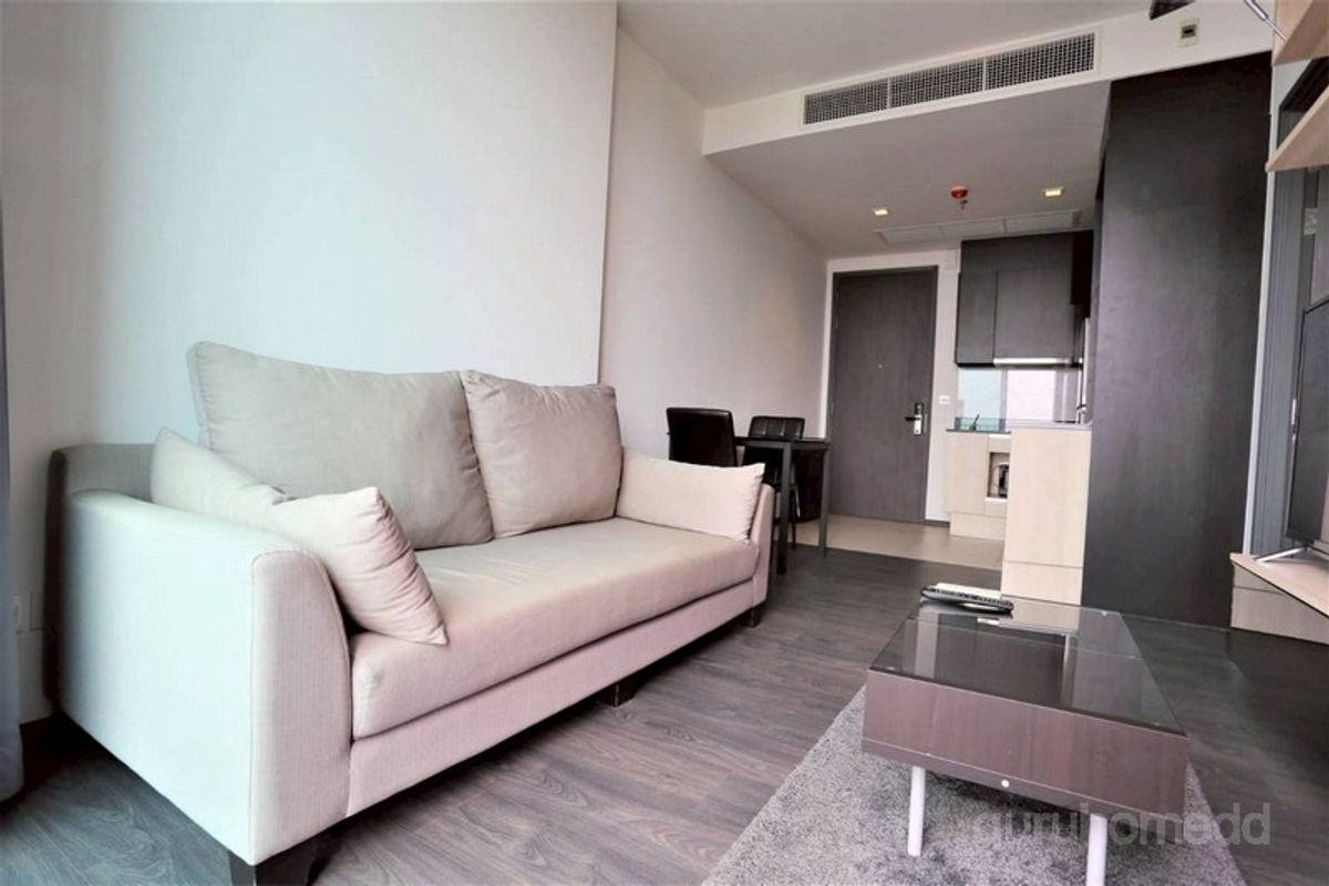 ให้เช่าคอนโดสุขุมวิท อโศก ทองหล่อ : ขาย/ให้เช่า คอนโด Edge Sukhumvit 23 ขนาด 43.26 ตรม 1ห้องนอน ชั้น 34 ชั้น 23 ห้องหัวมุม ทิศตะวันออก วิวไม่มีตึกบัง - ghd000717R