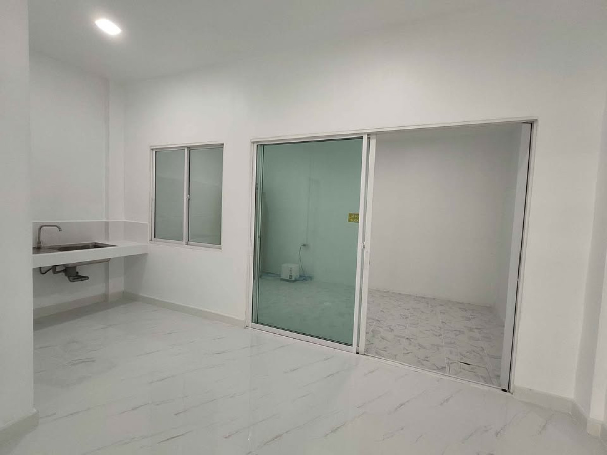 ขายทาวน์โฮมนวมินทร์ รามอินทรา : ขายทาวน์เฮ้าส์/ทาวน์โฮม  อาร์เค พาร์ค รามอินทรา-ซาฟารี บางชัน เขต คลองสามวา กรุงเทพ CX-137823