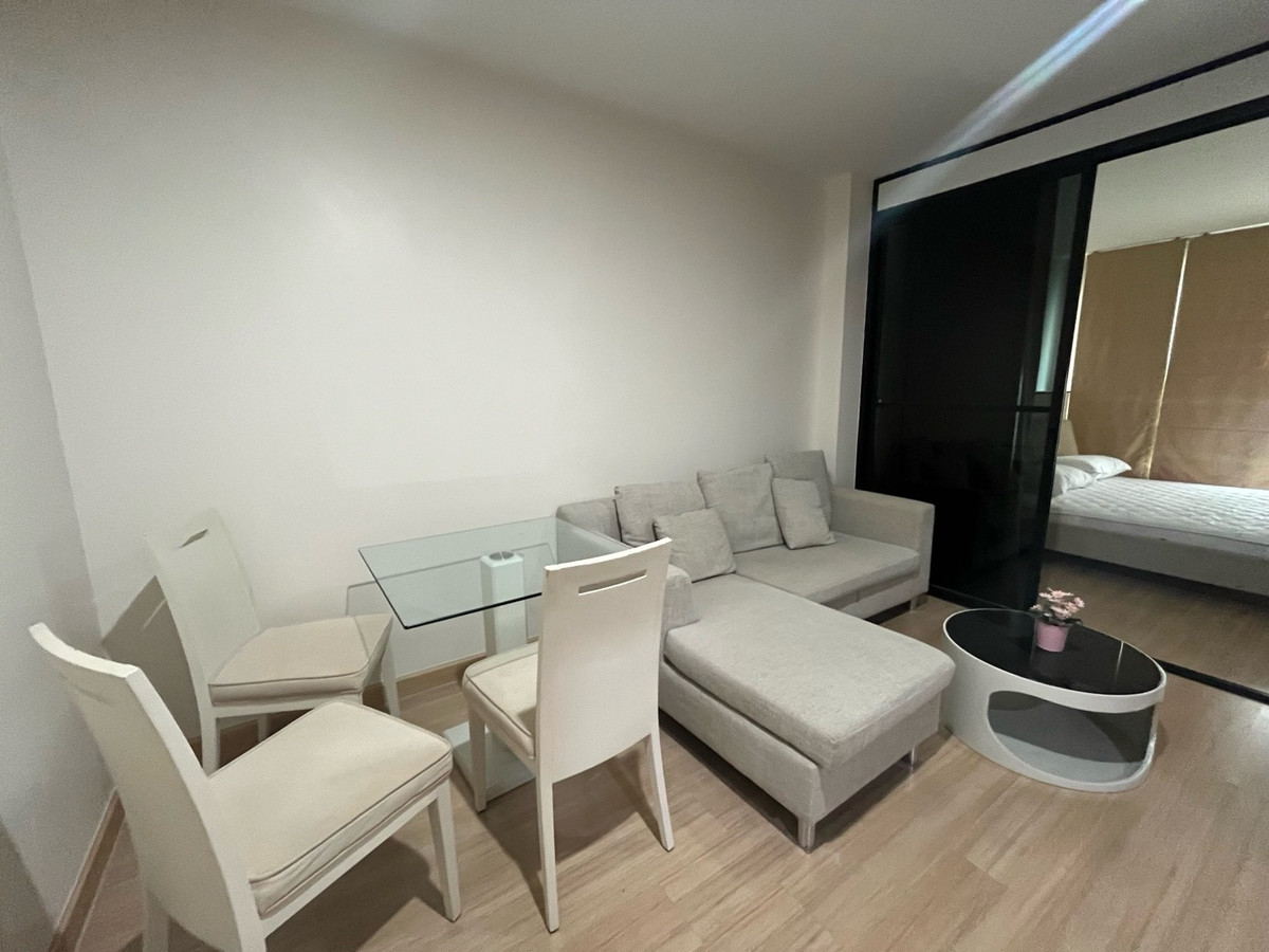 ให้เช่าคอนโดลาดพร้าว เซ็นทรัลลาดพร้าว : Life @ Ladprao 18 (ไลฟ์ แอท ลาดพร้าว 18) (1bed1bath 40sqm)