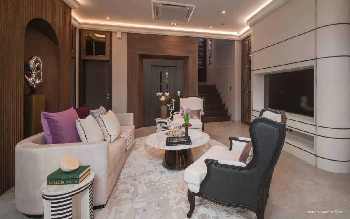 ขายบ้านลาดกระบัง สุวรรณภูมิ : ⭐️𝐇𝐎𝐓 𝐃𝐄𝐀𝐋⭐️💎 คฤหาสน์หรู ทำเลบางนา เชื่อมต่อเมืองเพียง 15 นาที “ แกรนด์ บางกอก บูเลอวาร์ด ยาร์ด บางนา ติดต่อ 086-795-9997