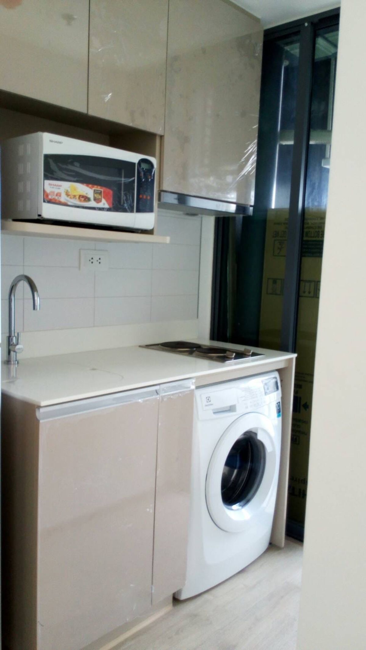 ขายคอนโดสยาม จุฬา สามย่าน : Ideo Q Chula Samyan【𝐒𝐄𝐋𝐋 & 𝐑𝐄𝐍𝐓】🔥พื้นที่กว้าง ใช้งานได้จริง แบ่งสัดส่วนลงตัวทั้งพักผ่อนและทำงาน🔥  ติดต่อไลน์ไอดี: @hacondo