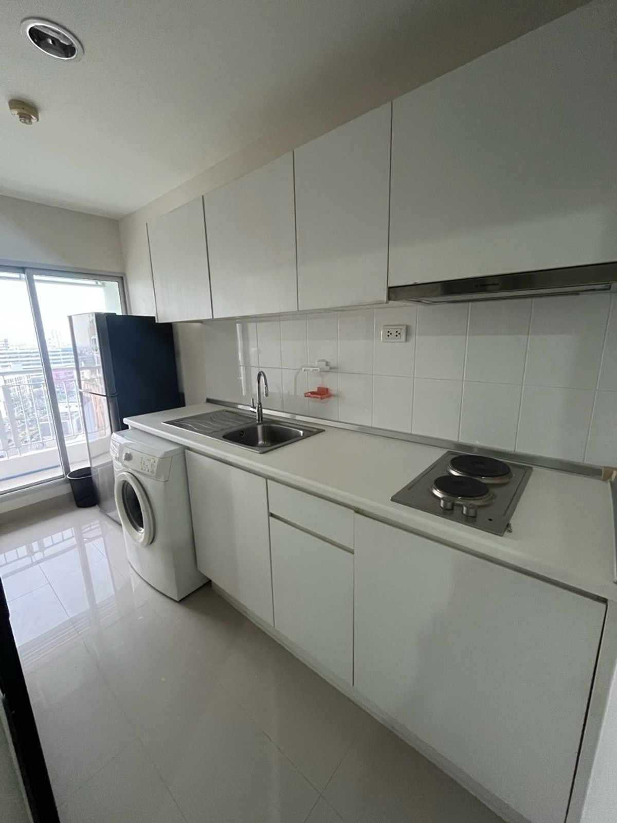 ให้เช่าคอนโดลาดพร้าว เซ็นทรัลลาดพร้าว : Life @ Ladprao 18 (ไลฟ์ แอท ลาดพร้าว 18) (1bed1bath 40sqm)