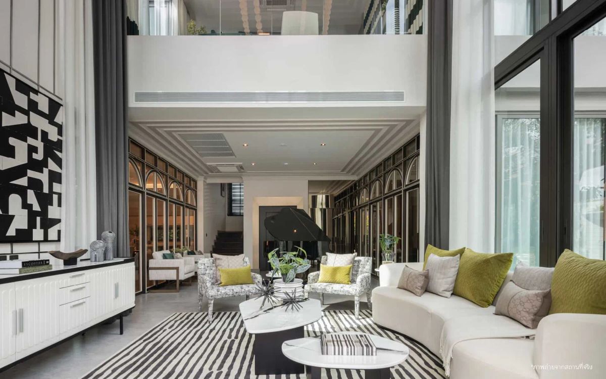 ขายบ้านลาดกระบัง สุวรรณภูมิ : ⭐️𝐇𝐎𝐓 𝐃𝐄𝐀𝐋⭐️💎 คฤหาสน์หรู ทำเลบางนา เชื่อมต่อเมืองเพียง 15 นาที “ แกรนด์ บางกอก บูเลอวาร์ด ยาร์ด บางนา ติดต่อ 086-795-9997