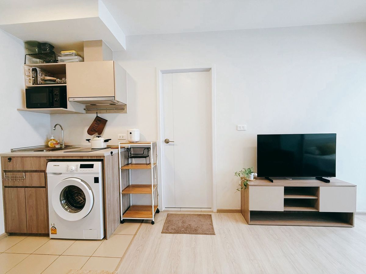CondoOnnut, Udomsuk : ✨ Rent a condo plum condo Sukhumvit 62 ✨ Near Bangchak BTS, convenient to travel, beautiful room, complete, ready to move in immediately 🌟