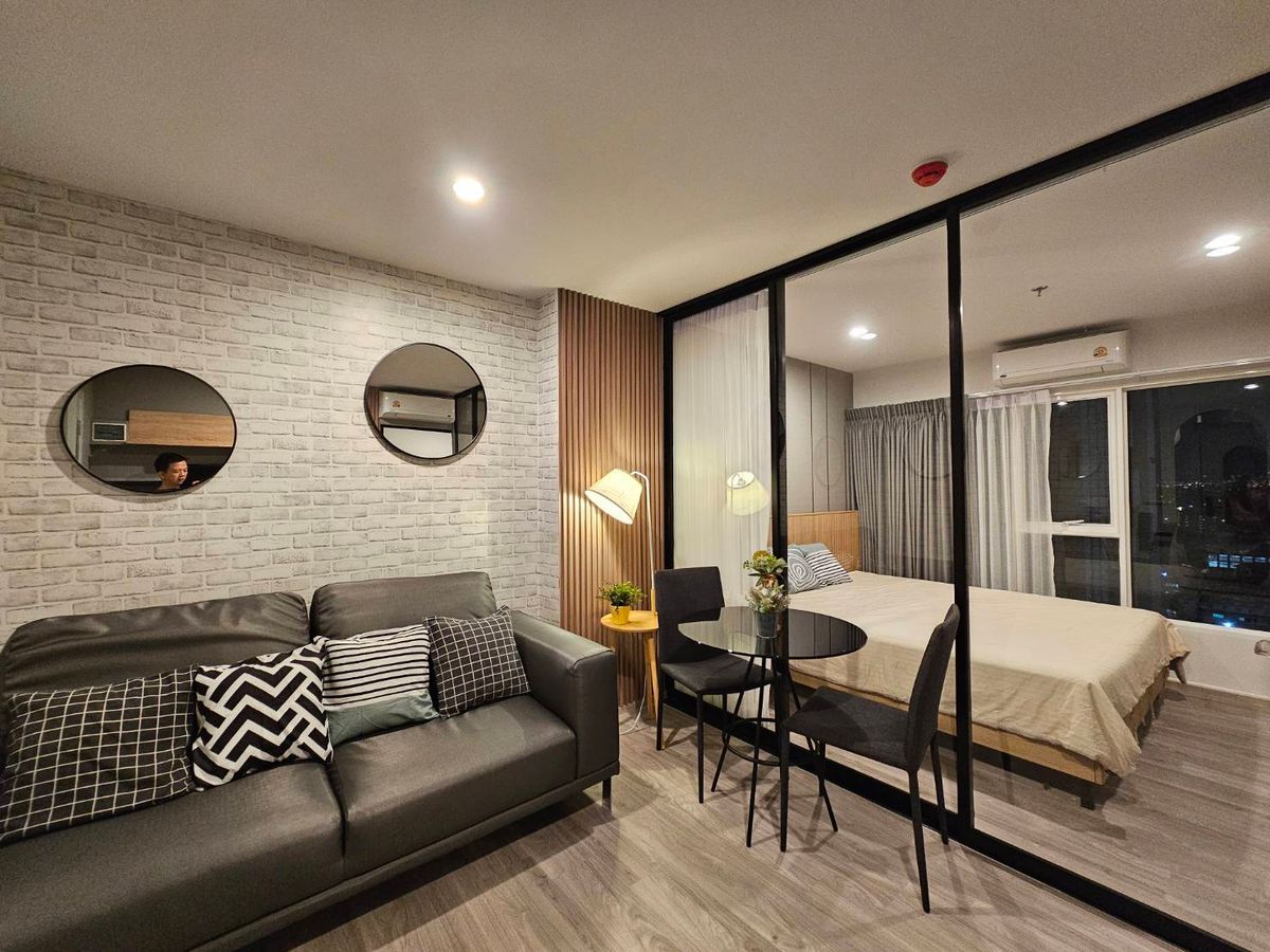 ให้เช่าคอนโดบางนา แบริ่ง ลาซาล : SK03677 ให้เช่า Regent Home Bangna **ตกแต่งสวยมาก** 1 ห้องนอน 1 ห้องน้ำ วิวแม่น้ำ  BTS บางนา