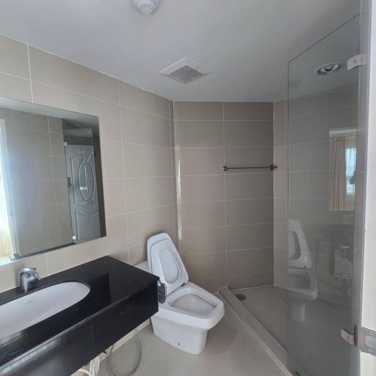 ขายคอนโดพระราม 9 เพชรบุรีตัดใหม่ RCA : ห้องหายาก! Duplex ในย่านเศรษฐกิจใหม่ พระราม 9 ที่รายล้อมด้วยห้างดัง ออฟฟิศ และสิ่งอำนวยความสะดวกครบครัน