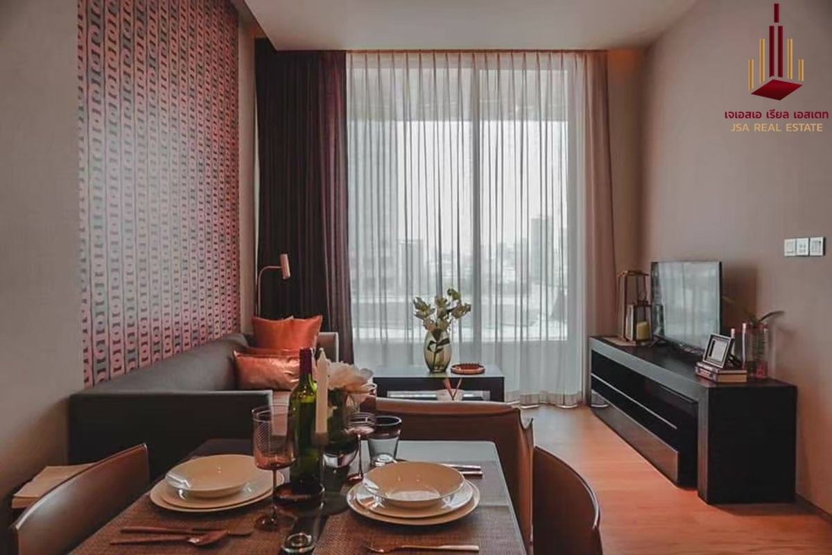 For RentCondoSilom, Saladaeng, Bangrak : ✨ For Rent: Saladaeng One Condo ✨ 💰 ONLY 50,000 THB/Month