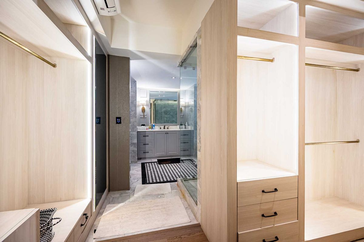 For SaleCondoSukhumvit, Asoke, Thonglor : SALE✨ Mahogany Tower-3 Bedrooms 308 sq. M. Decorated elegant ready 📞 Contact: 093-616-4456