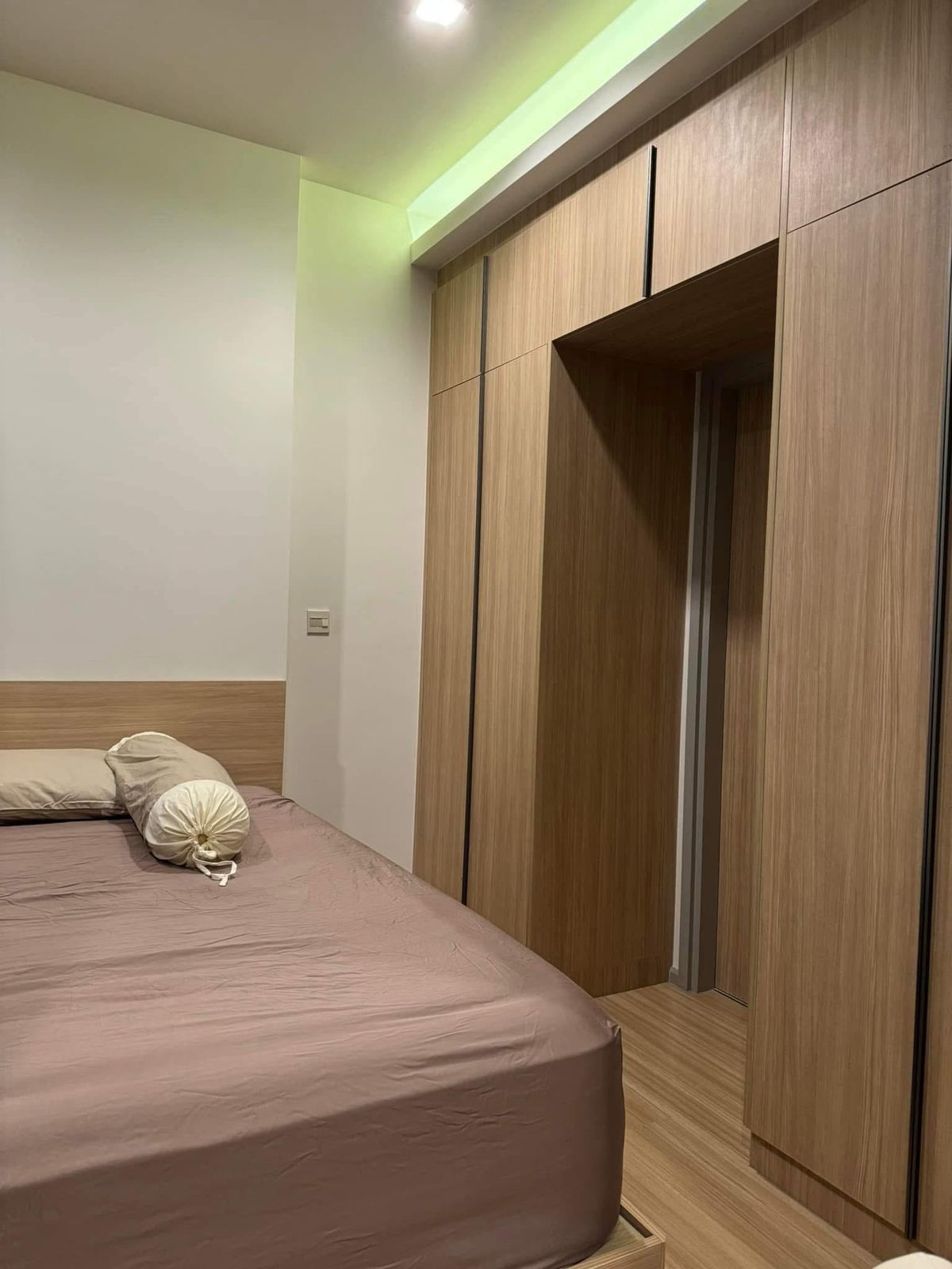 ให้เช่าคอนโดสะพานควาย จตุจักร : Pet Friendly ✅ 1 ห้องนอน 35.18 ตร. 20,000 บ. ! ห้องไปไวมาก รีบนัดชมนะคะ ( โทร 081-152-6154 Agent ) ชั้นสูง ใกล้ MRT / BTS หมอชิต 