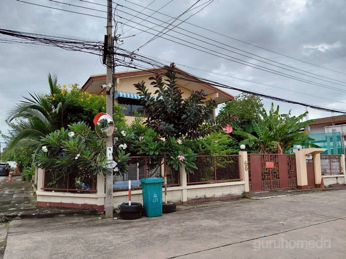 ให้เช่าบ้านเกษตร นวมินทร์ ลาดปลาเค้า : ให้เช่าบ้านเดี่ยว 2 ชั้น ม.อมรพันธ์ 9 เสนานิคม 1 ซอย 23 หลังมุม เนื้อที่ 76 ตรว 3นอน 1น้ำ ใกล้ตลาด โรงพยาบาล - ghd000721R