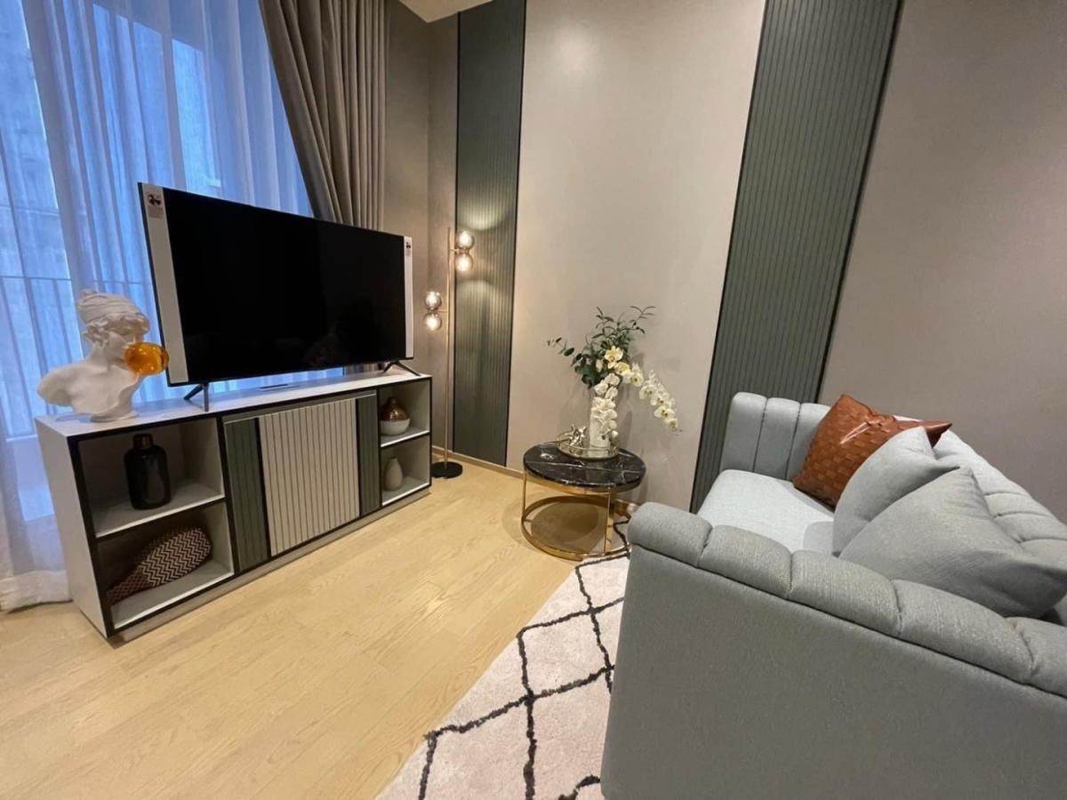 ให้เช่าคอนโดพระราม 9 เพชรบุรีตัดใหม่ RCA : 🌿Ashton Asoke-Rama9 
🚝Near MRT Rama9
✈️Airport Link Makkasan
